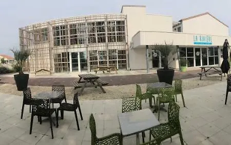 Prázdninový areál Village Club La Riviere Capfrance