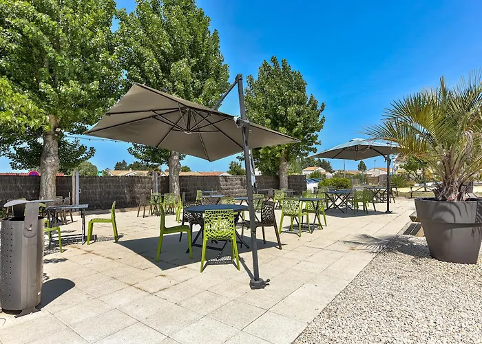 Village Club La Riviere Capfrance 홀리데이파크 생장드몽