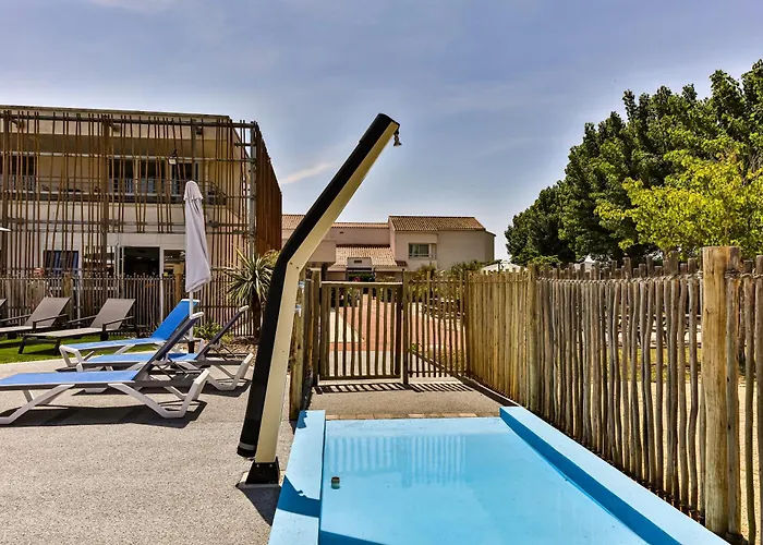 홀리데이파크 Village Club La Riviere Capfrance 3*