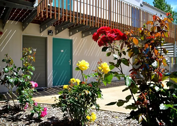 홀리데이파크 Village Club La Riviere Capfrance 3*