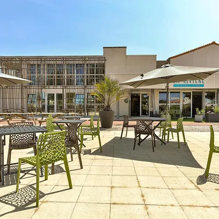 Village Club La Rivière Capfrance