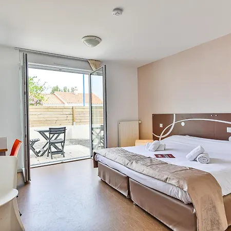 Village Club La Riviere Capfrance Hotel